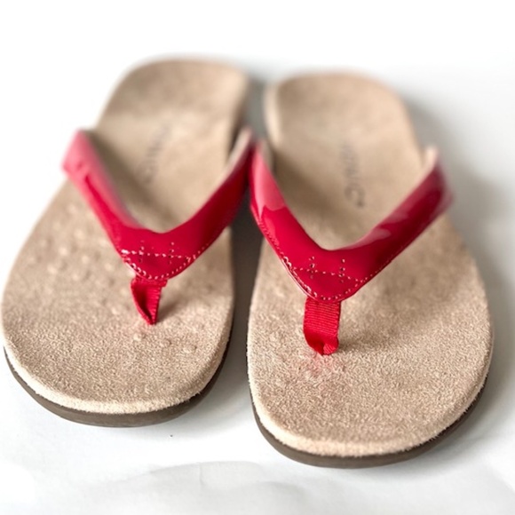 Vionic Bella - Women's Orthotic Thong Sandals Size 7 - Picture 2 of 6